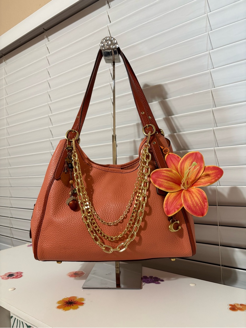 COACH LORI COLORBLOCK PEBBLED LEATHER LIGHT CORAL SHOULDER BAG!🧡